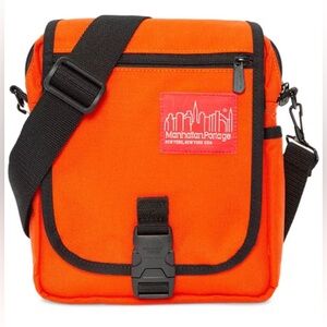 Manhattan Portage Urban Bag 
Color Orange NWT